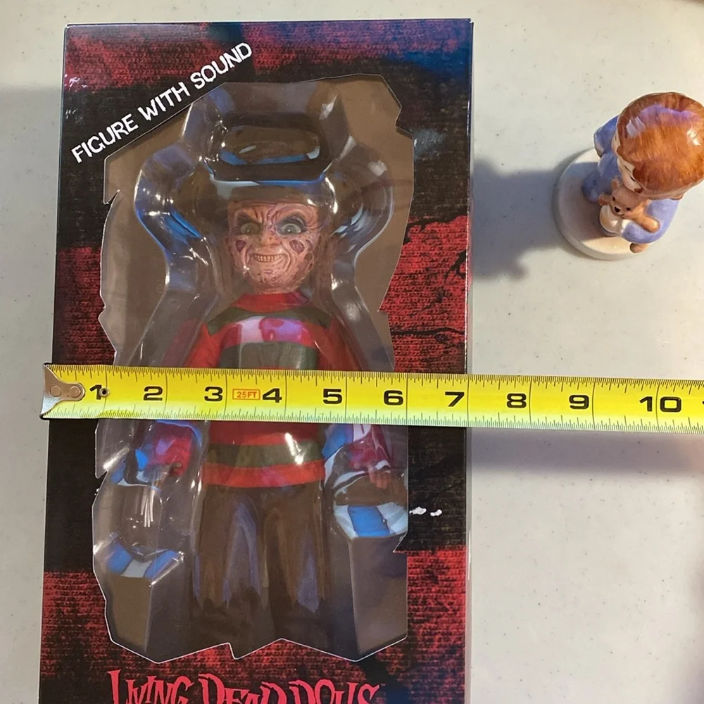Living Dead Dolls A Nightmare on Elm Street Freddy Krueger